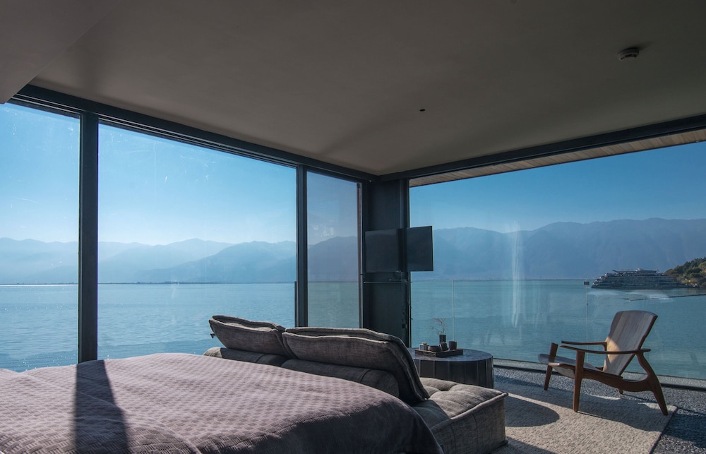 Panoramic Double Room, Lake View photo 1