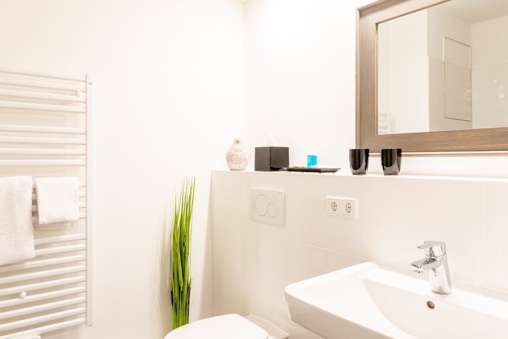 Apartment (Landseite)