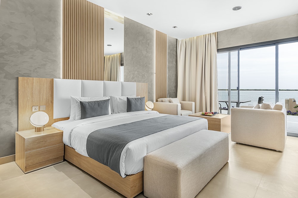 Superior Suite, Sea View