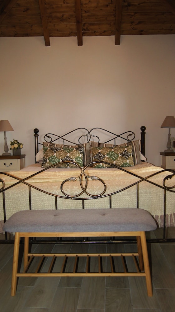 Traditional Cottage, Kitchenette, Sea View photo 3