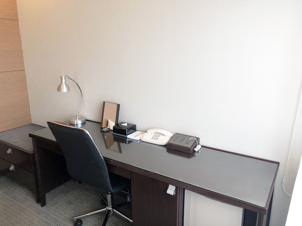 Premier Studio Suite photo 3