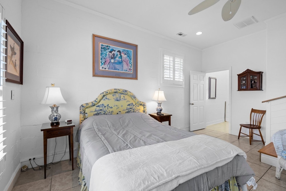 House, 3 Bedrooms photo 1
