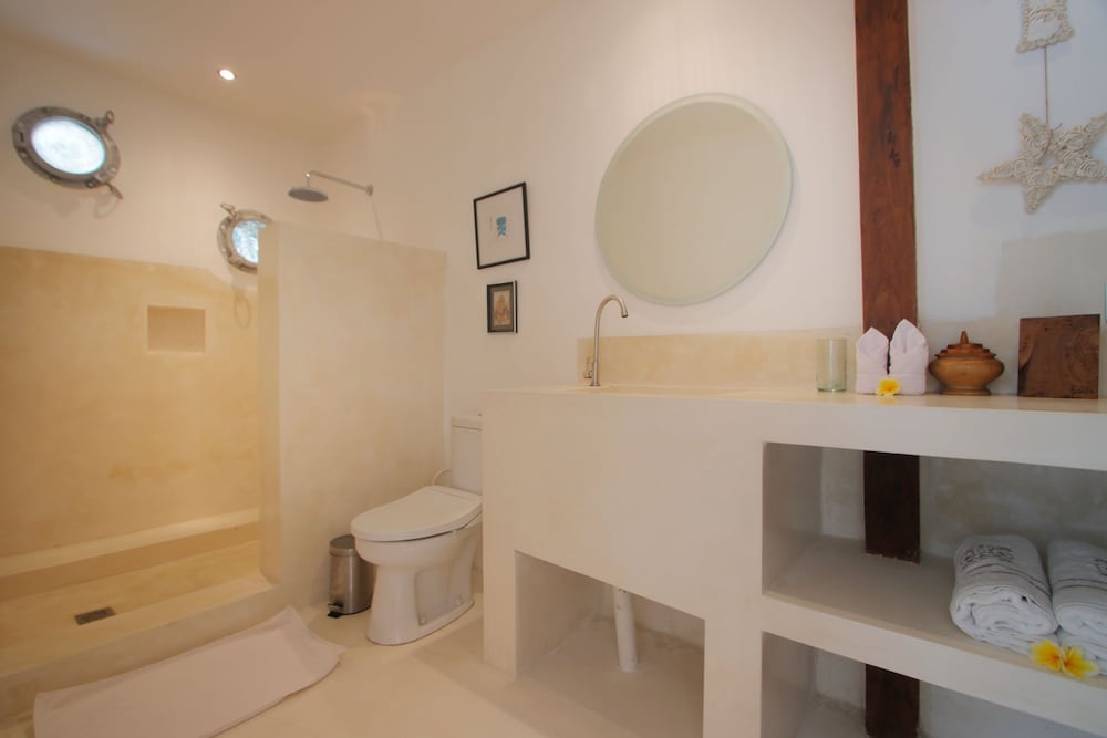 Luxury Villa, 2 Bedrooms - Photo 12