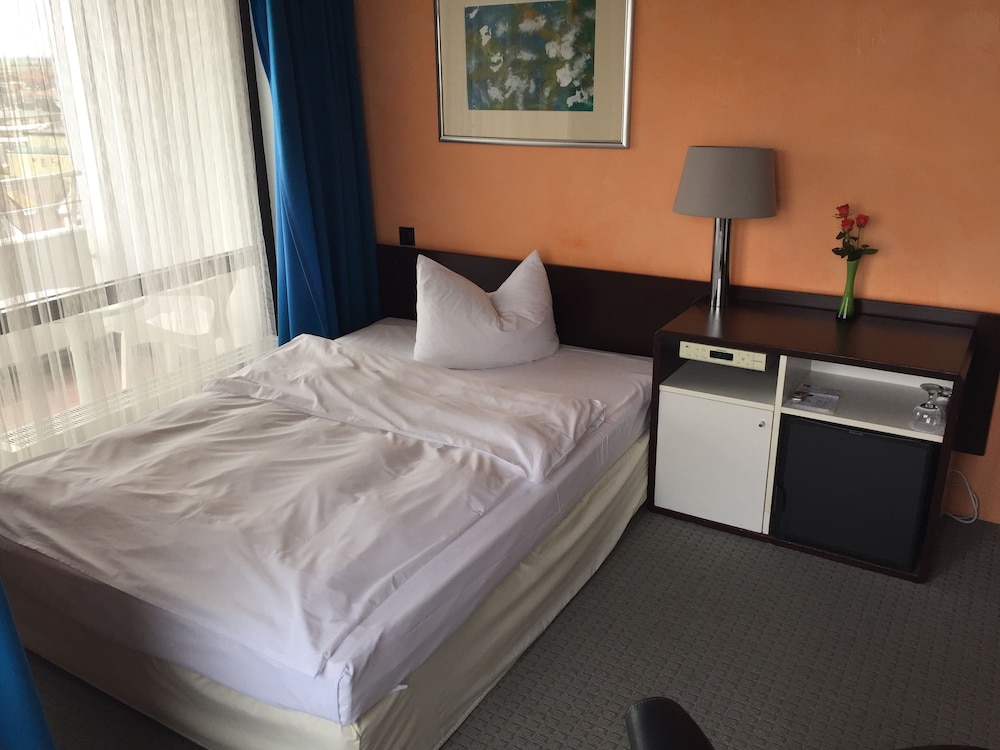 Single Room, Balcony photo 2