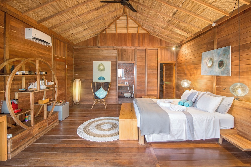 Villa, Beach View photo 2