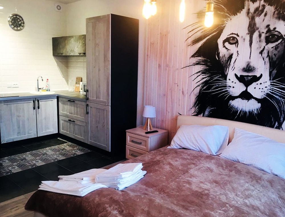 Design Studio, 1 Queen Bed photo 1