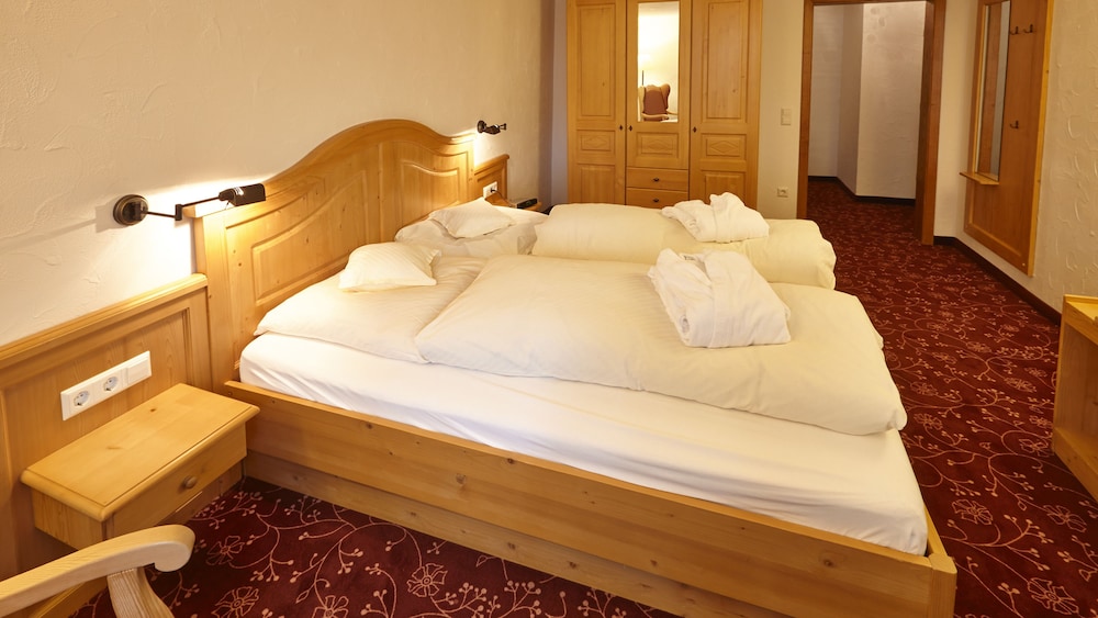 Standard Double Room - Photo 4