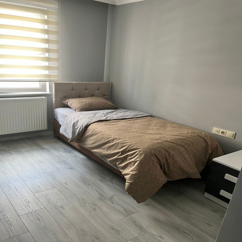 Basic Single Room photo 3