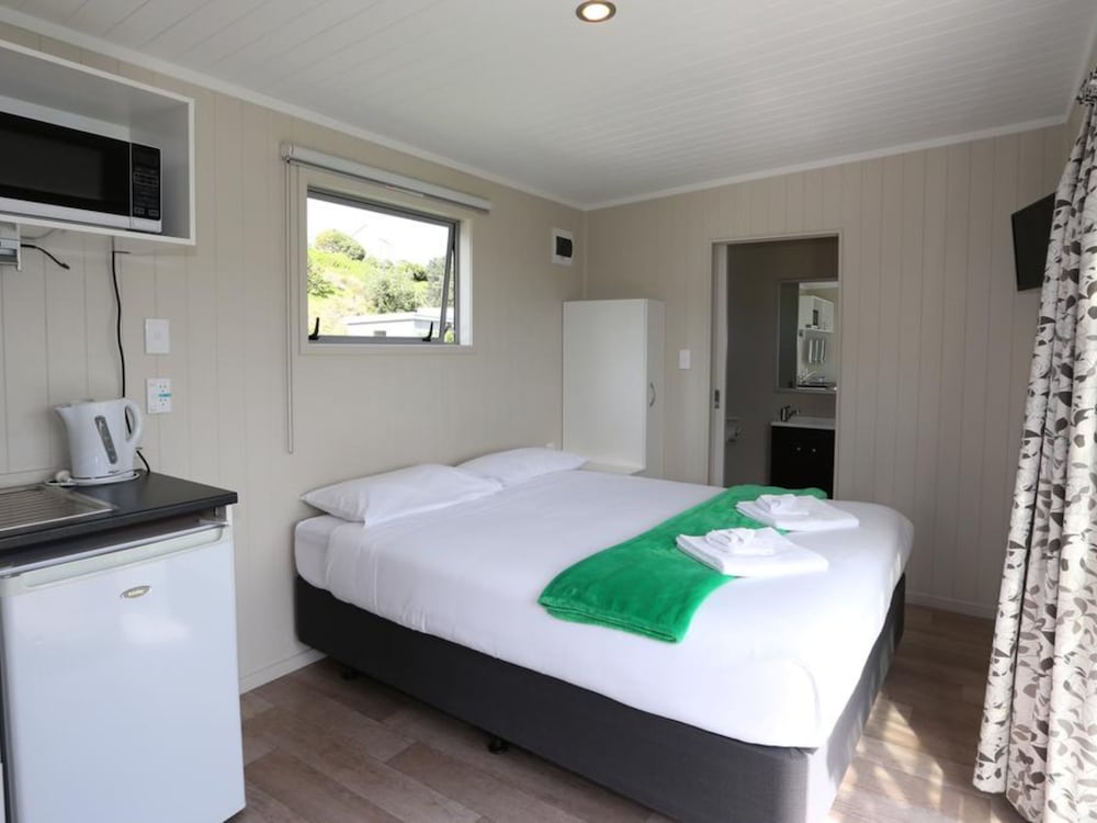 Deluxe Studio Ensuite Cabin photo 2