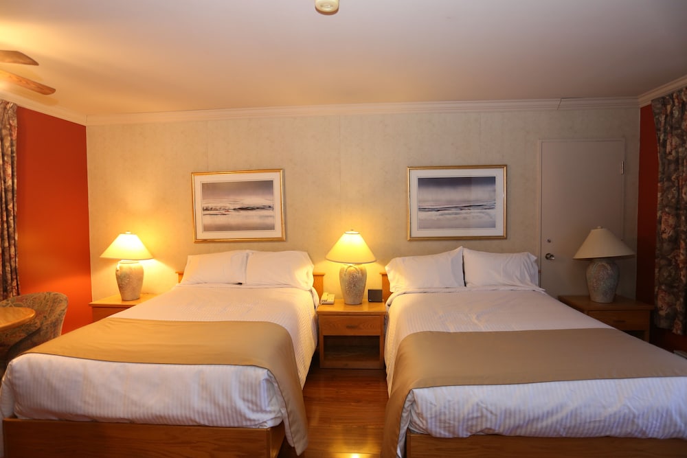 Double Room, 2 Double Beds, River View photo 1