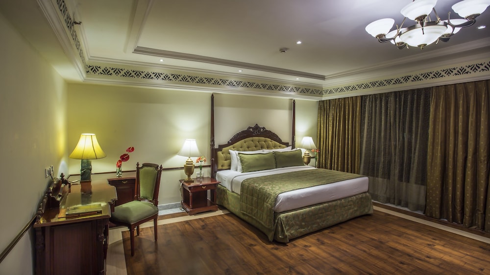 Presidential Suite