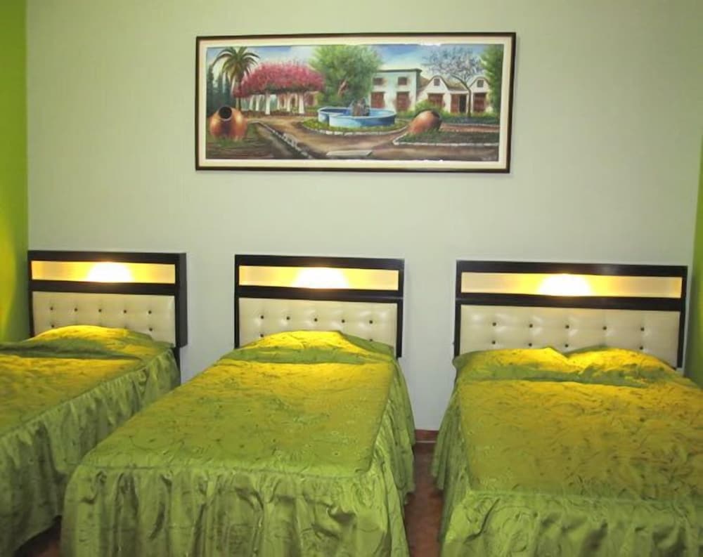 Triple Room