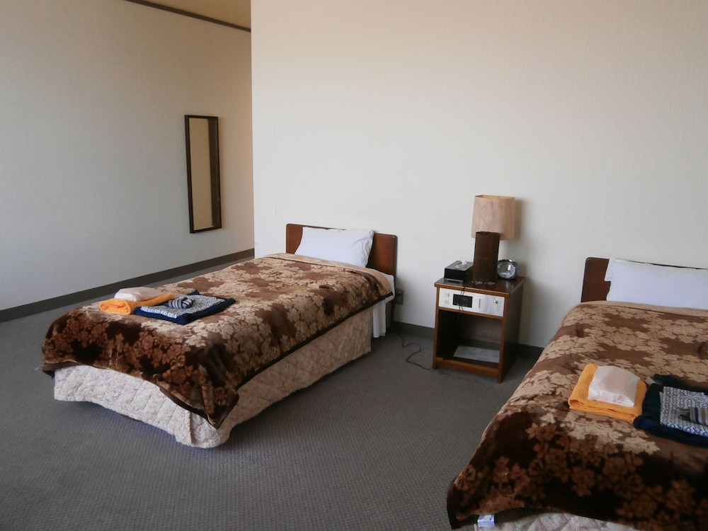 Room, Accessible photo 2