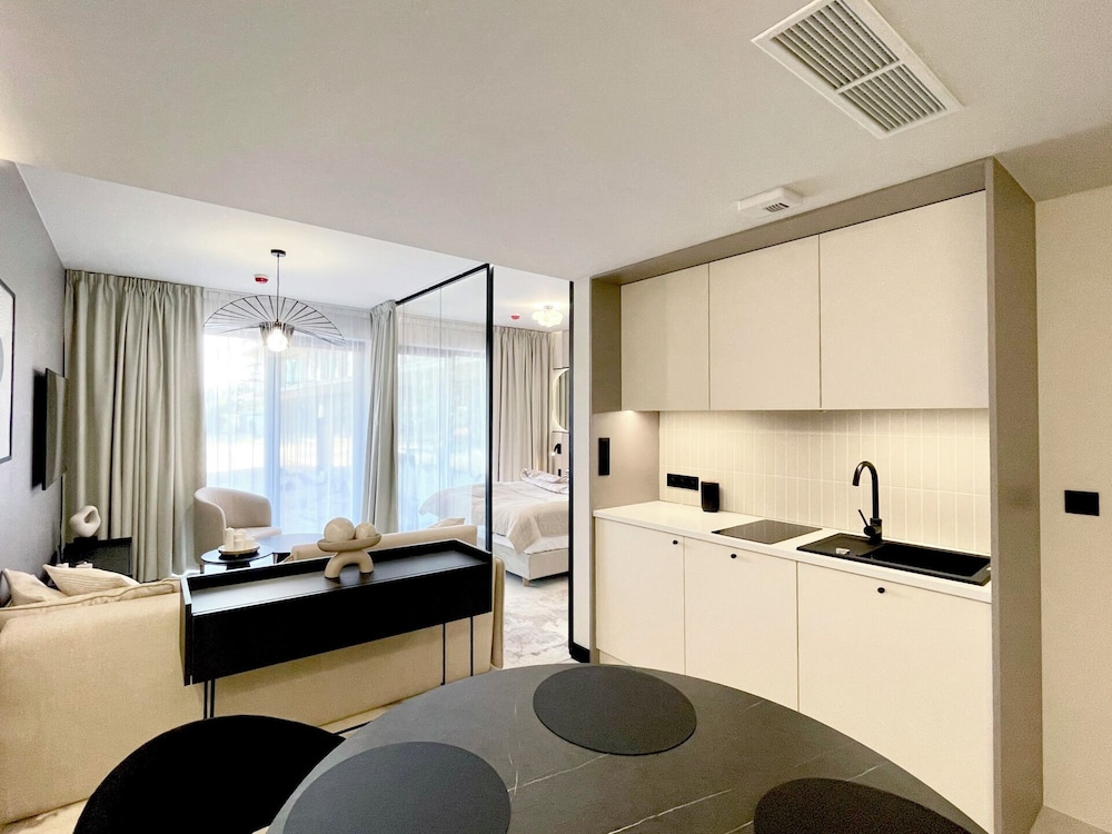 Comfort Suite photo 1