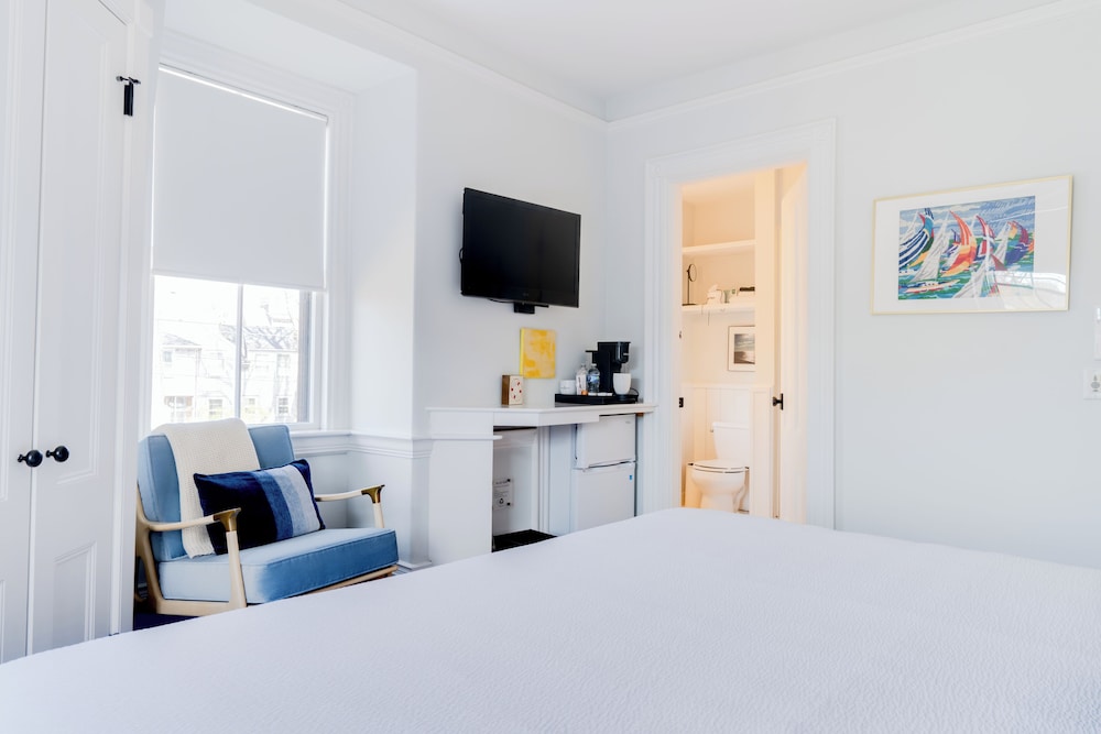 Standard Room photo 2