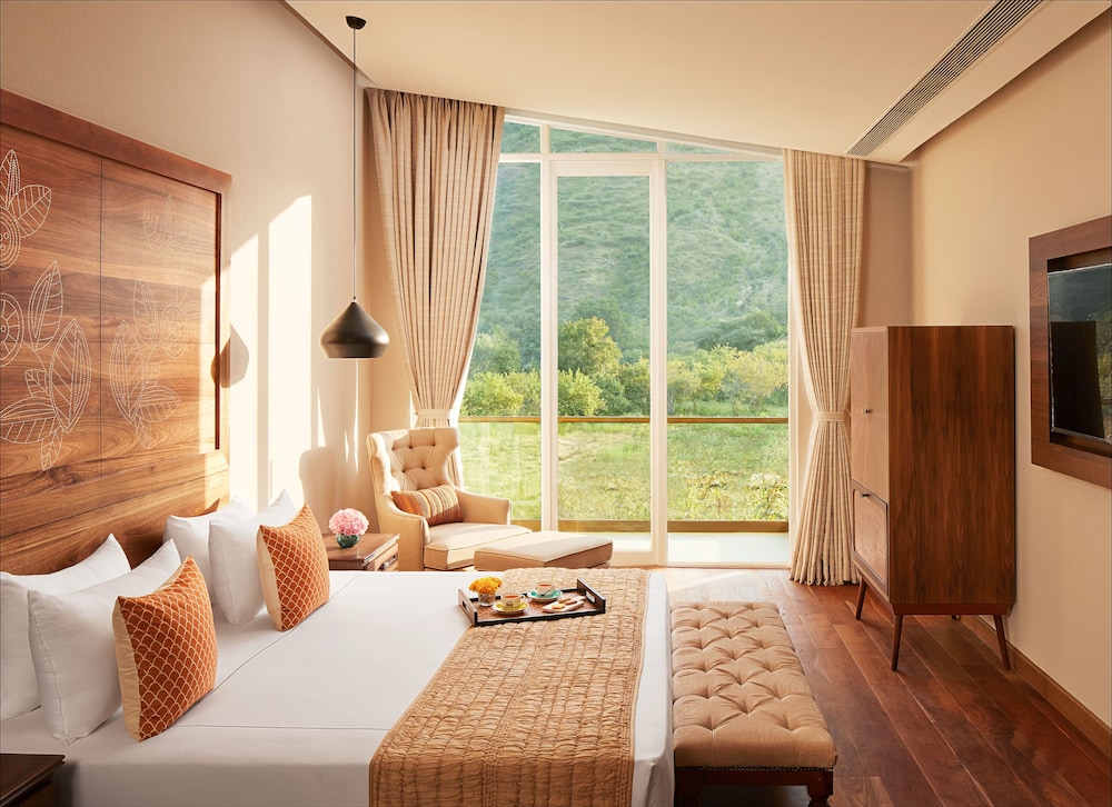 Deluxe Room With Garden View And Balcony Double Bed - Photo 5