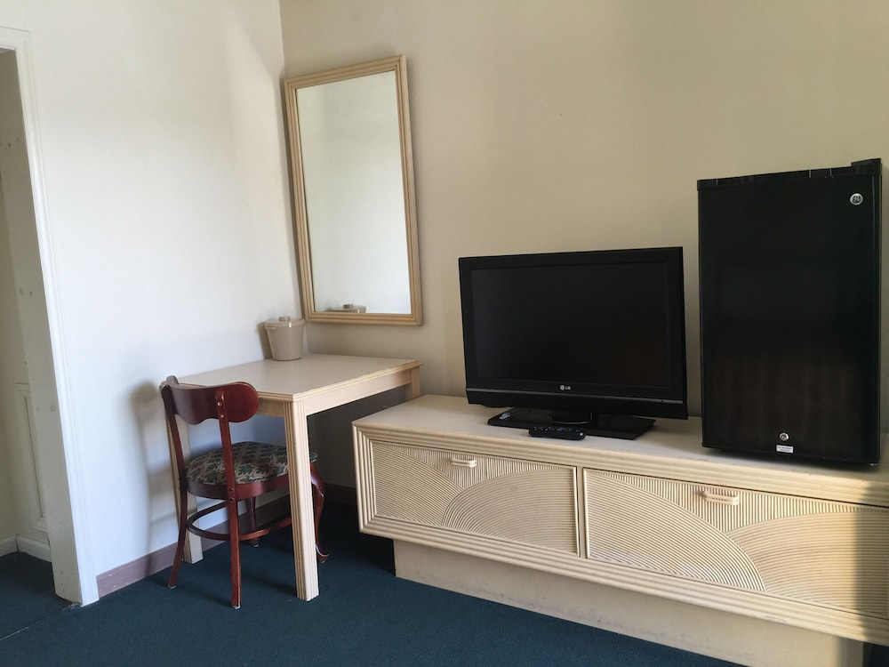 Room, Smoking (2 Double Beds Smoking) photo 3