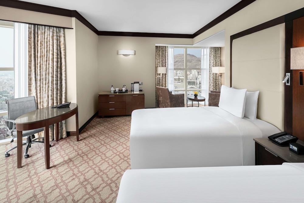 Family Room, 2 Twin Beds, Connecting Rooms