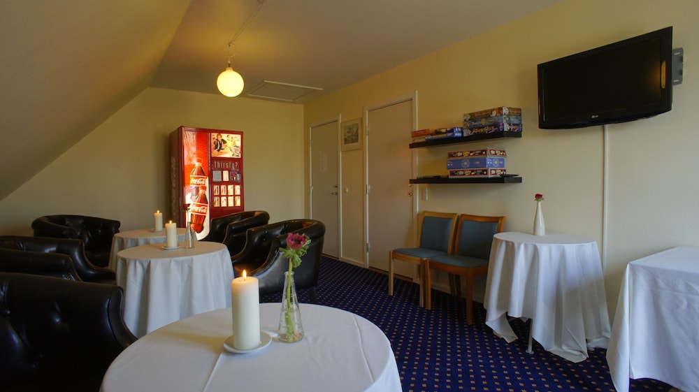Superior Room - Photo 8