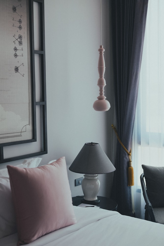 Superior King Suite - Photo 4