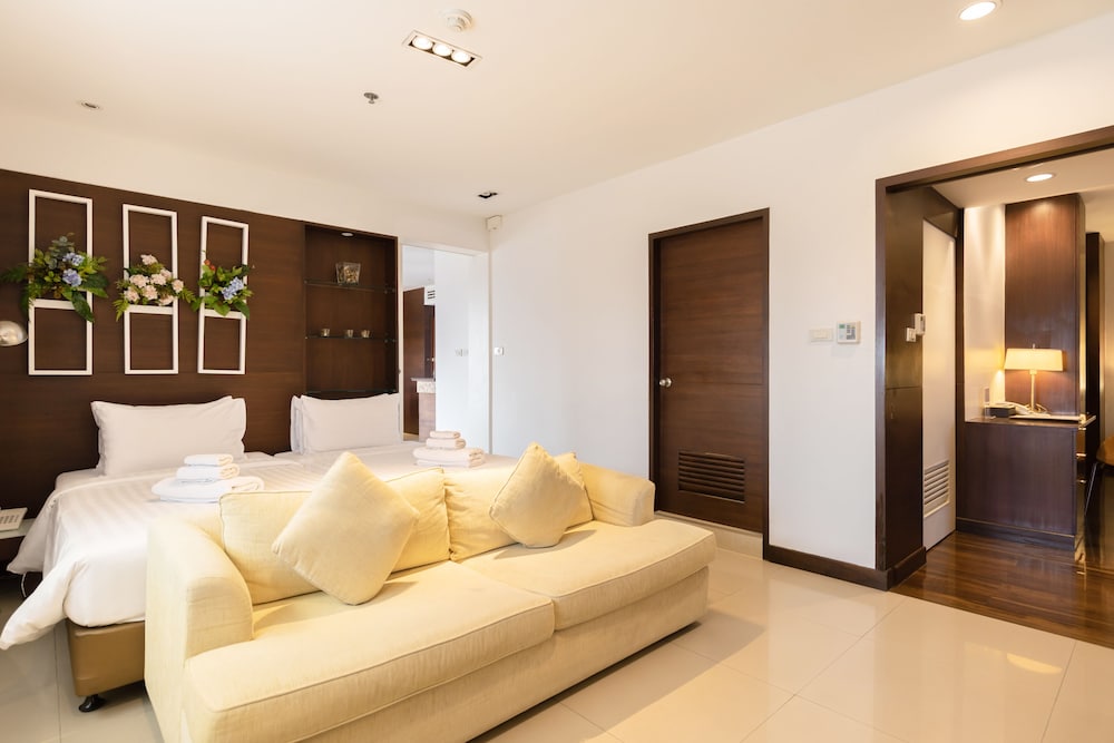 Presidential Apartment photo 1