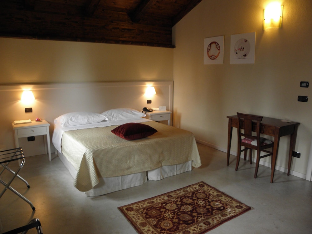 Superior Double Room - Photo 2