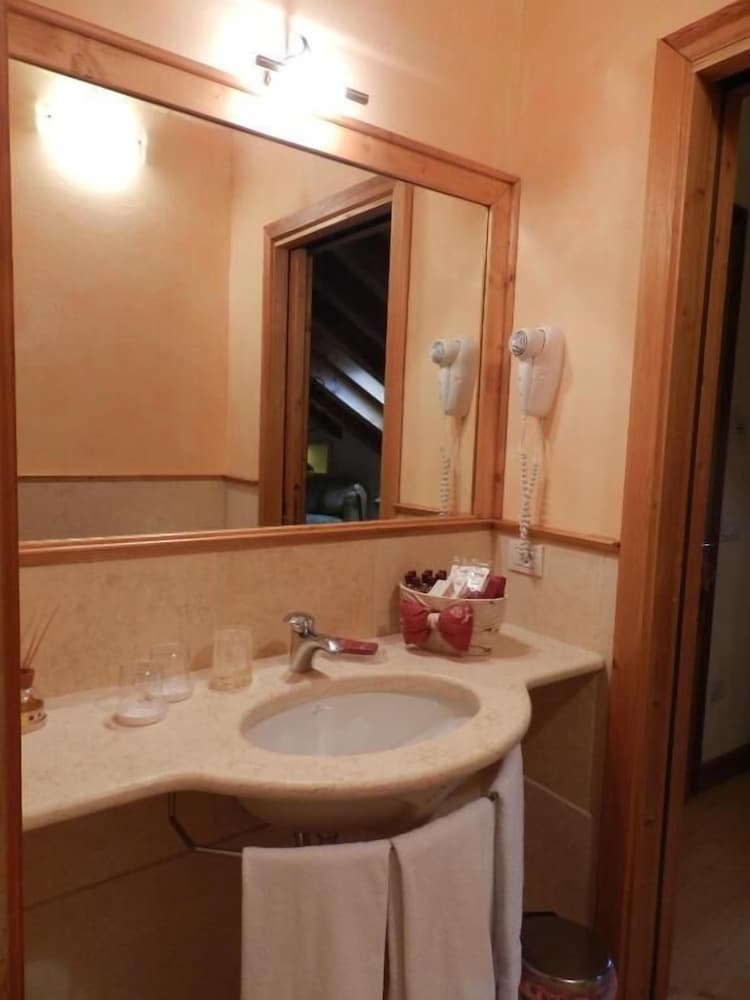 Romantic Suite, Mountain View photo 3