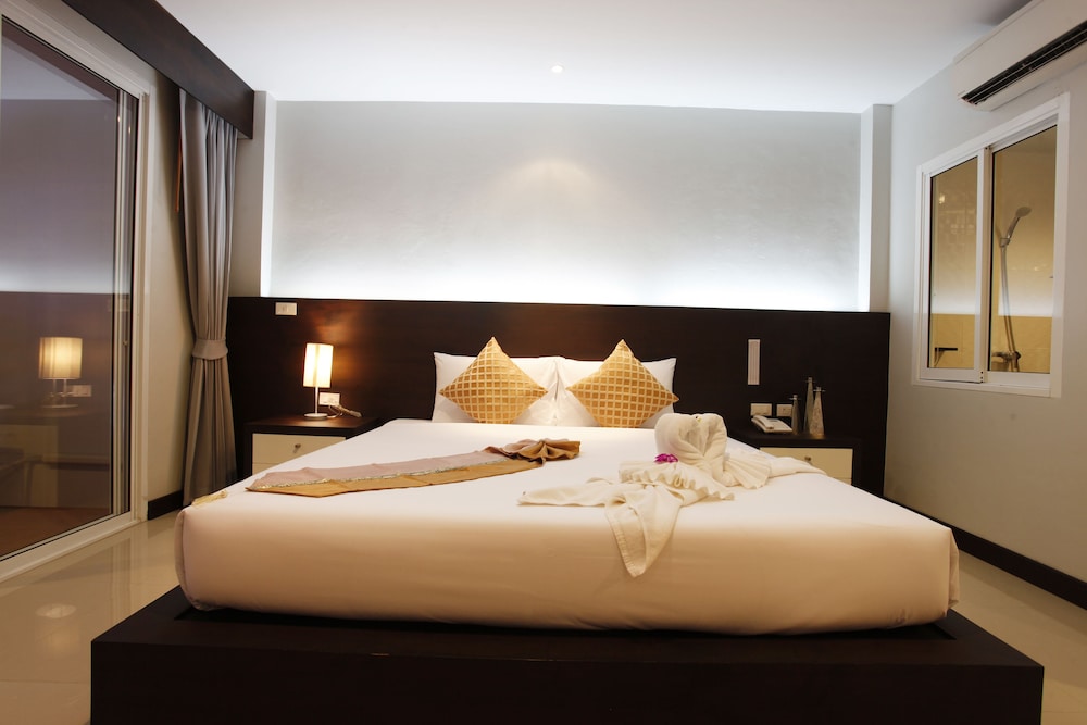 Standard Room photo 2