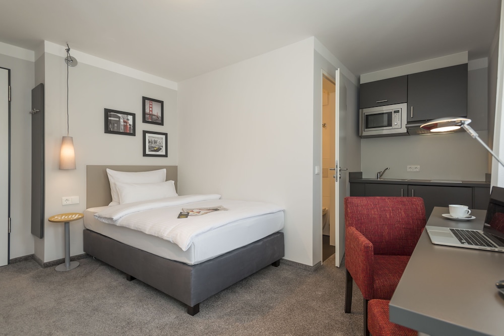Standard Single Room, Balcony