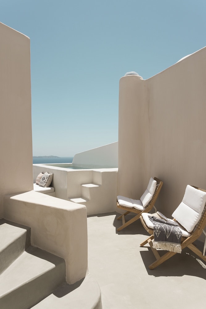 Caldera Residence - Photo 10