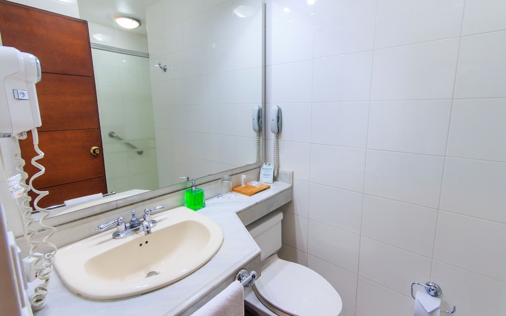 Double Room - Photo 4