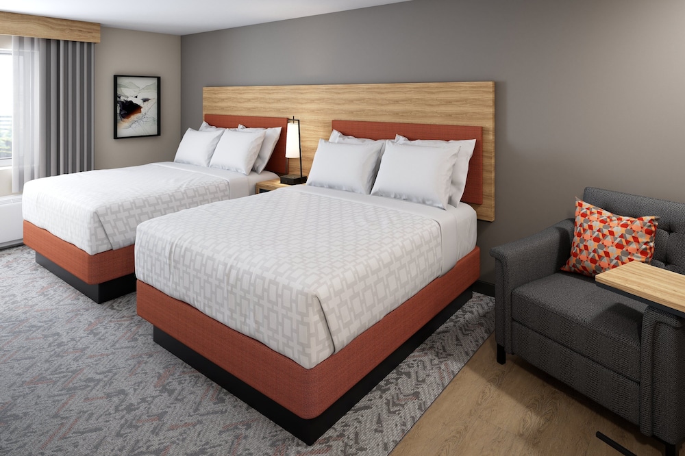 Studio Suite, 2 Double Beds (Walk In Shower) - Photo 1