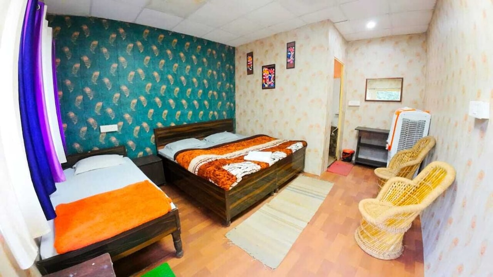 Royal Cottage photo 1