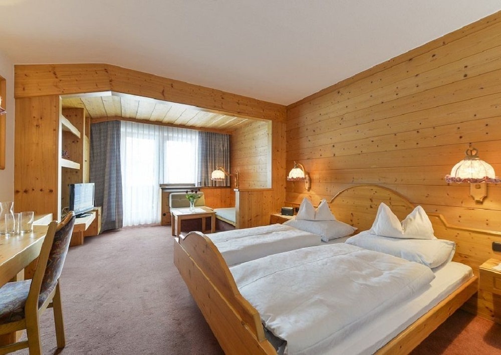 Double Room, Balcony, Mountain View photo 1