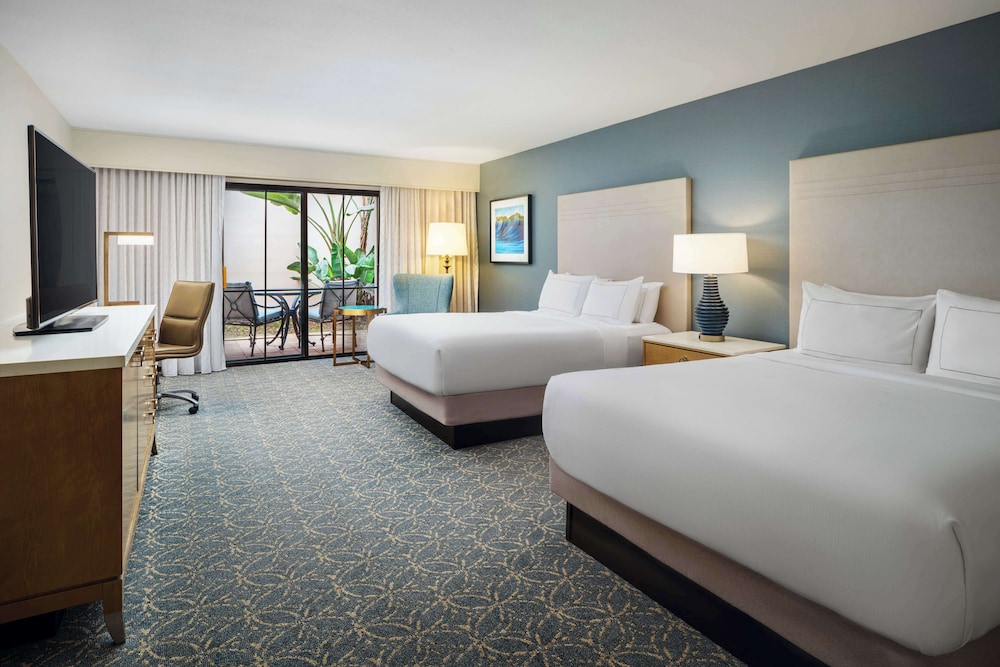 Room, 2 Queen Beds, Resort View - Photo 3