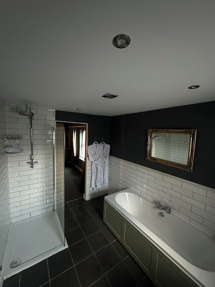 Deluxe Double Room, 1 Double Bed - Photo 4