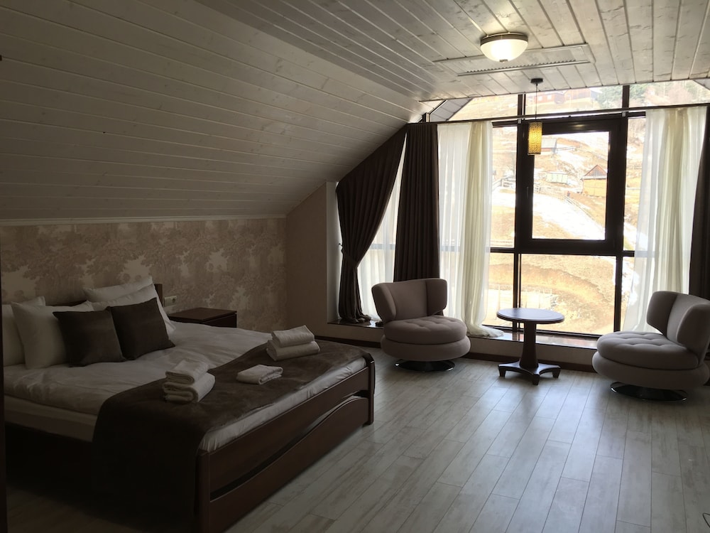 Studio Suite photo 1