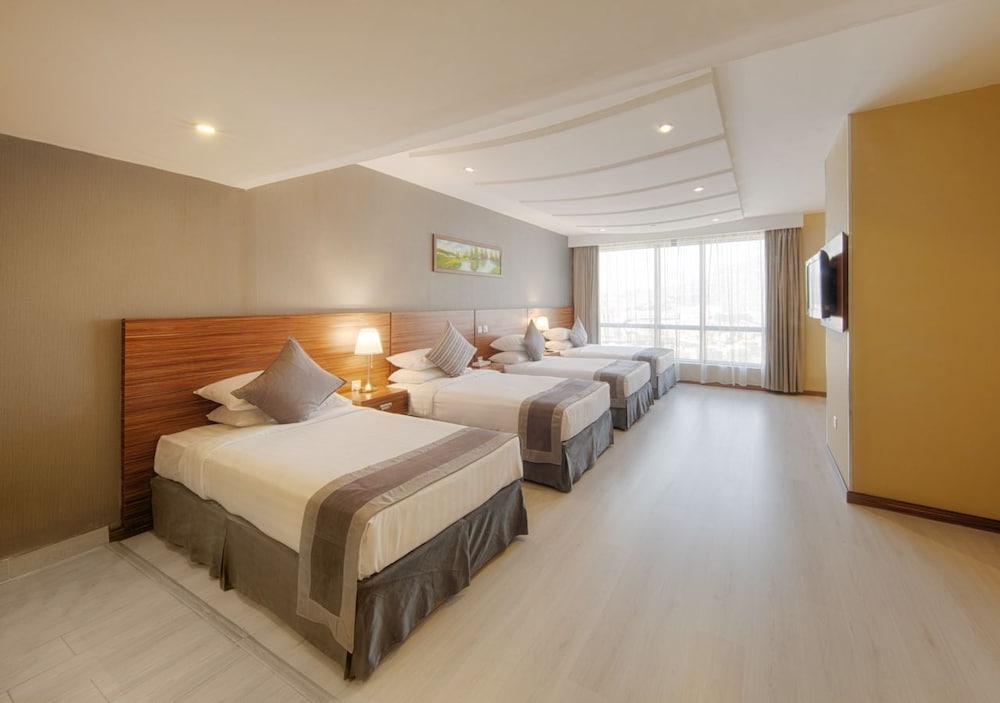 Standard Quadruple Room , Side Haram View photo 1
