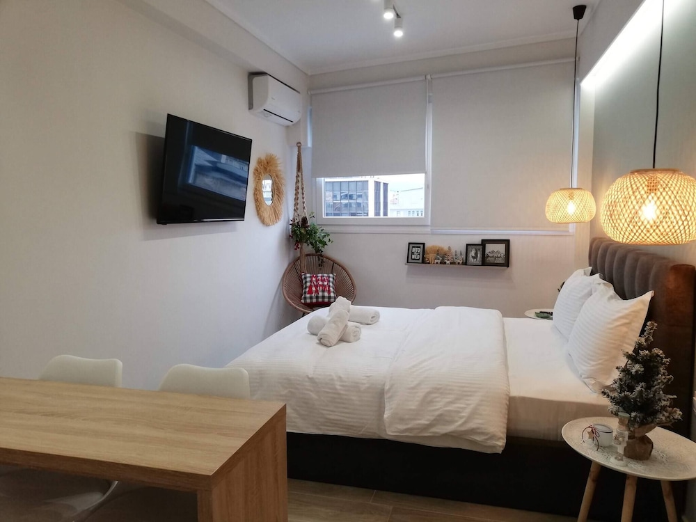 Studio, 1 Bedroom, Accessible, City View