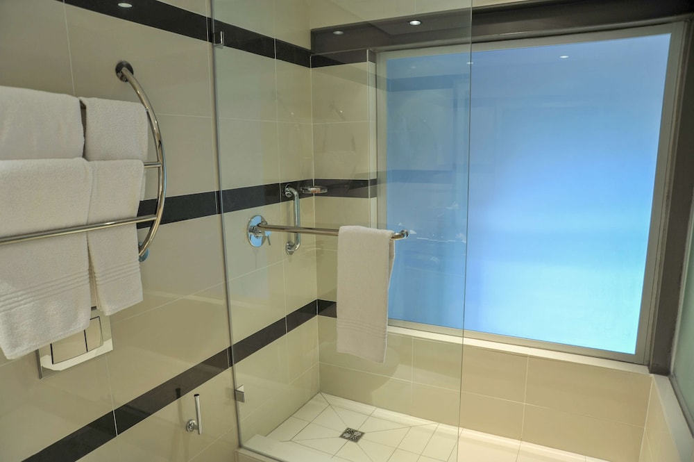 Standard Premium King or Twn Room - Photo 7
