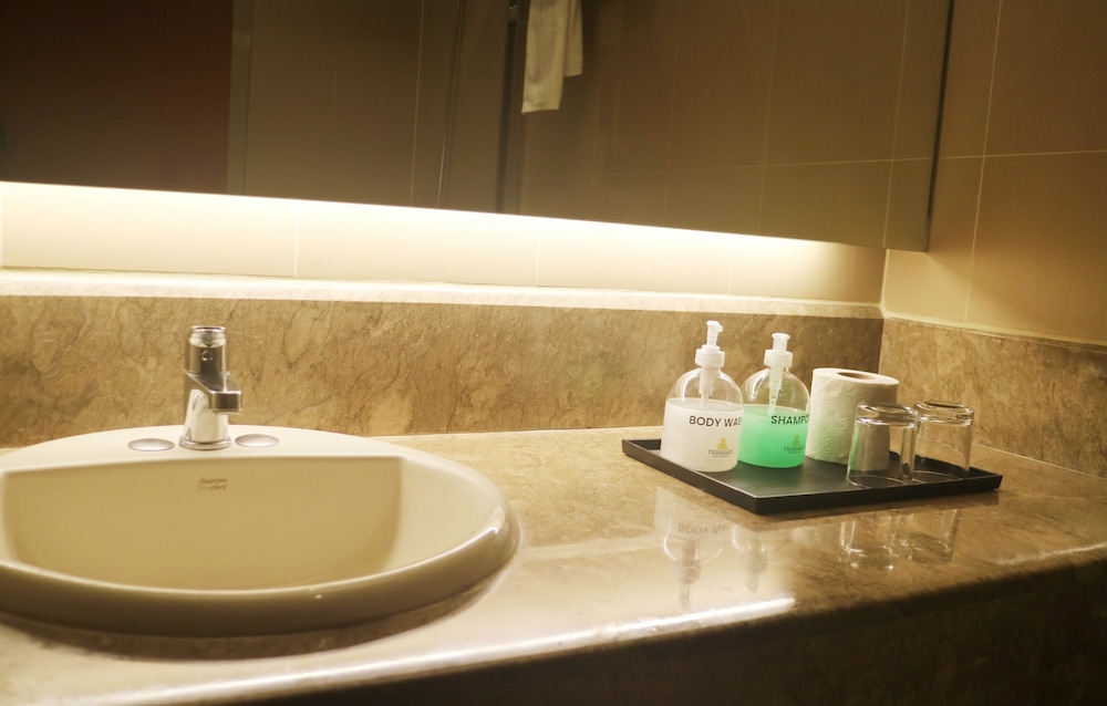 Premium Room (1 Bed) - Photo 5