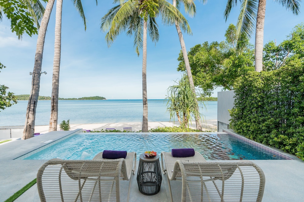 Beachfront Pool Villa - Photo 2