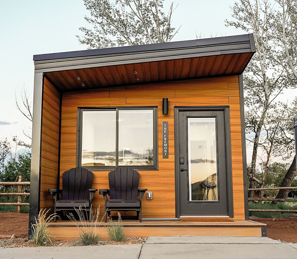 Comfort Cabin