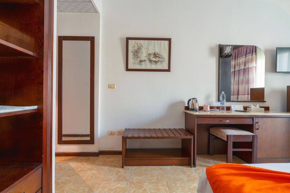 Standard Single Room photo 3