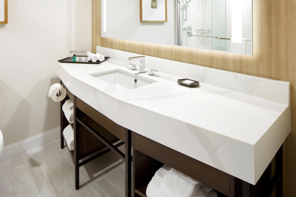 Junior Suite, 1 Bedroom - Photo 4