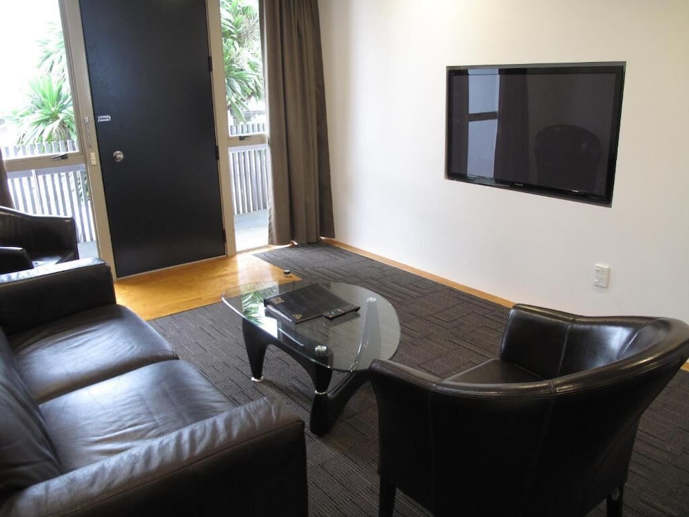 Family Apartment, 2 Bedrooms (family unit) - Photo 9