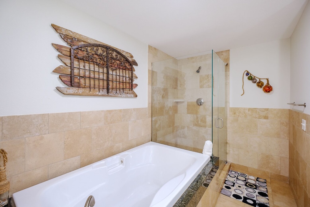 Condo, Multiple Beds, Balcony (Ocean Club 406) photo 3