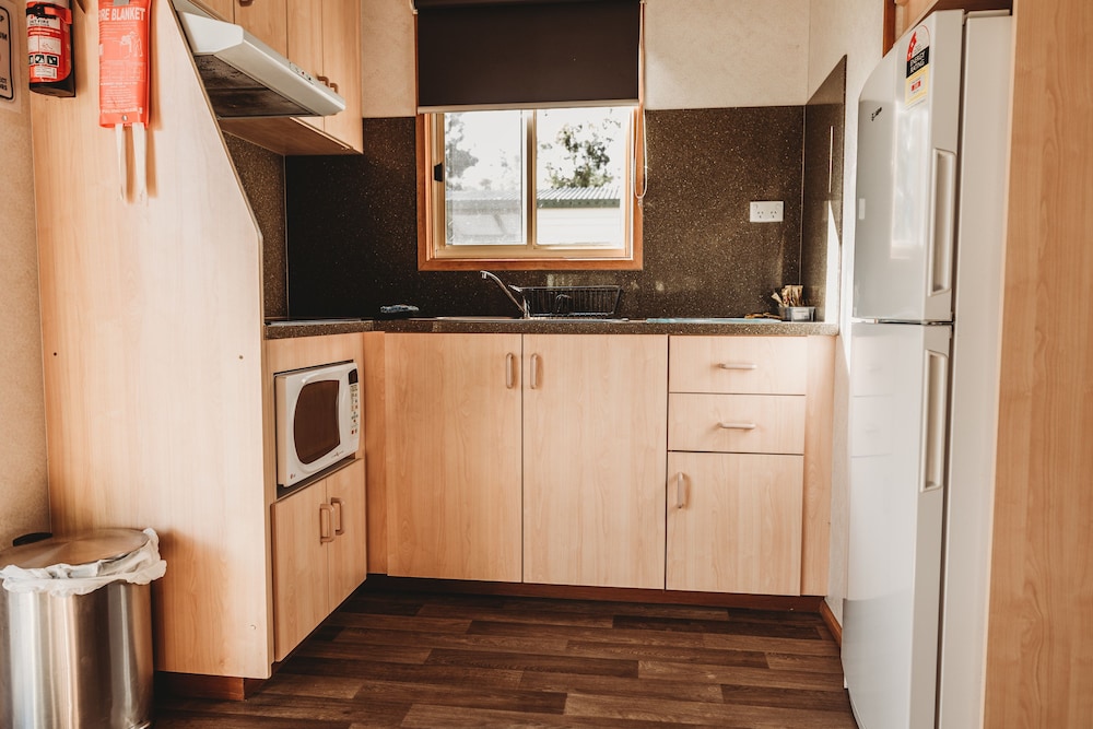 2 Bedroom Standard Cabin photo 2