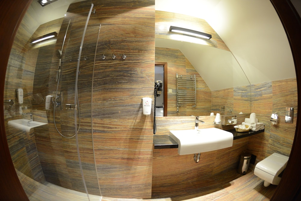 Standard Double Room (Gothic) - Photo 5