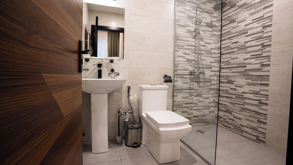 Standard Triple Room - Photo 5